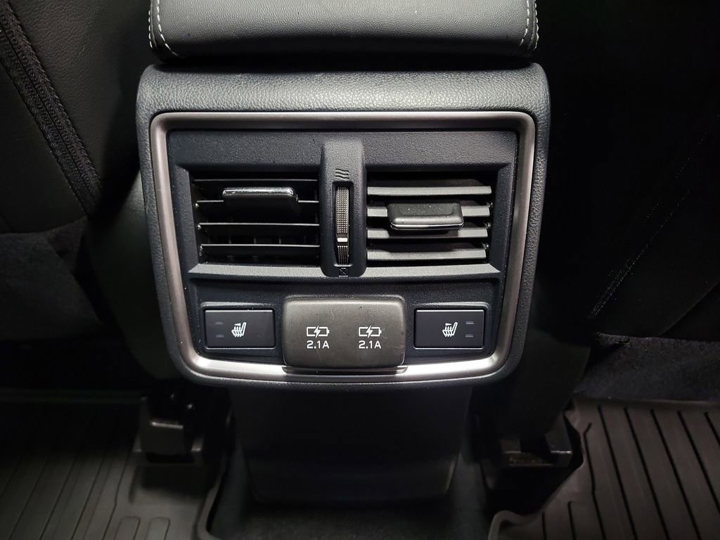 Used 2021 Subaru Forester Touring image 27