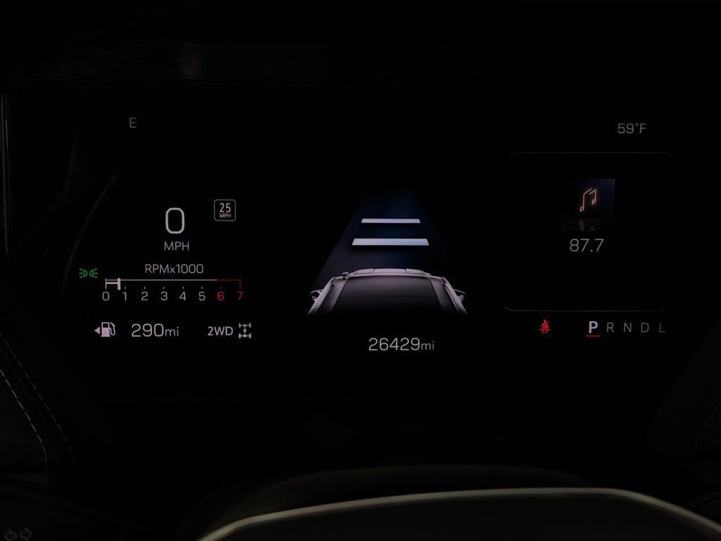 Used 2025 GMC Yukon Denali image 14