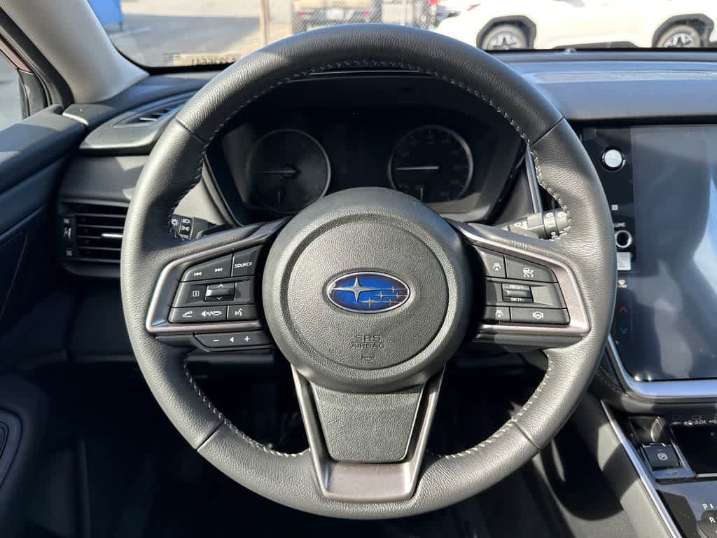 Used 2025 Subaru Outback Premium AWD/4WD image 15