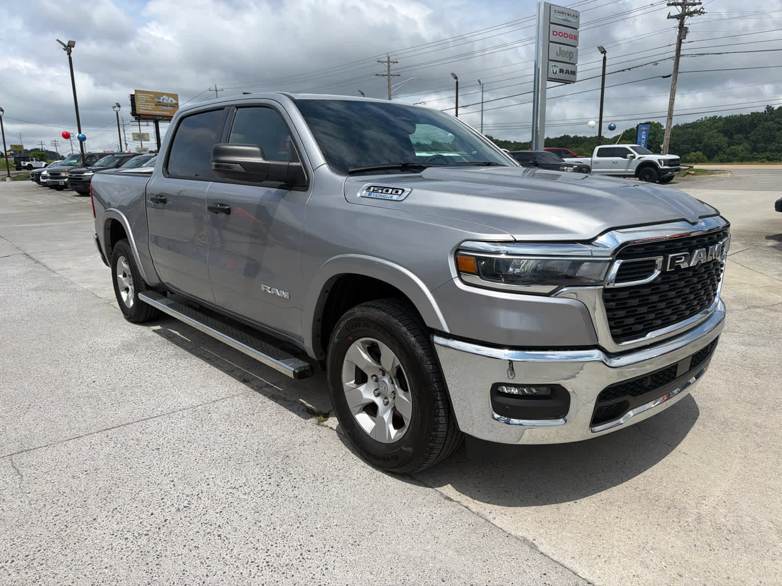 Used 2025 RAM 1500 Big Horn AWD/4WD image 1