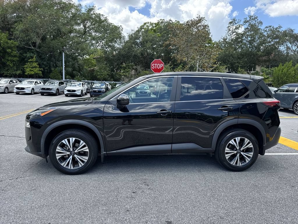 Used 2023 Nissan Rogue SV FWD image 11