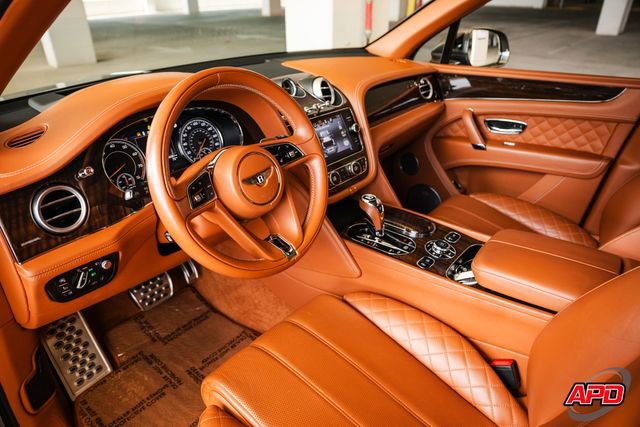 Used 2017 Bentley Bentayga image 6
