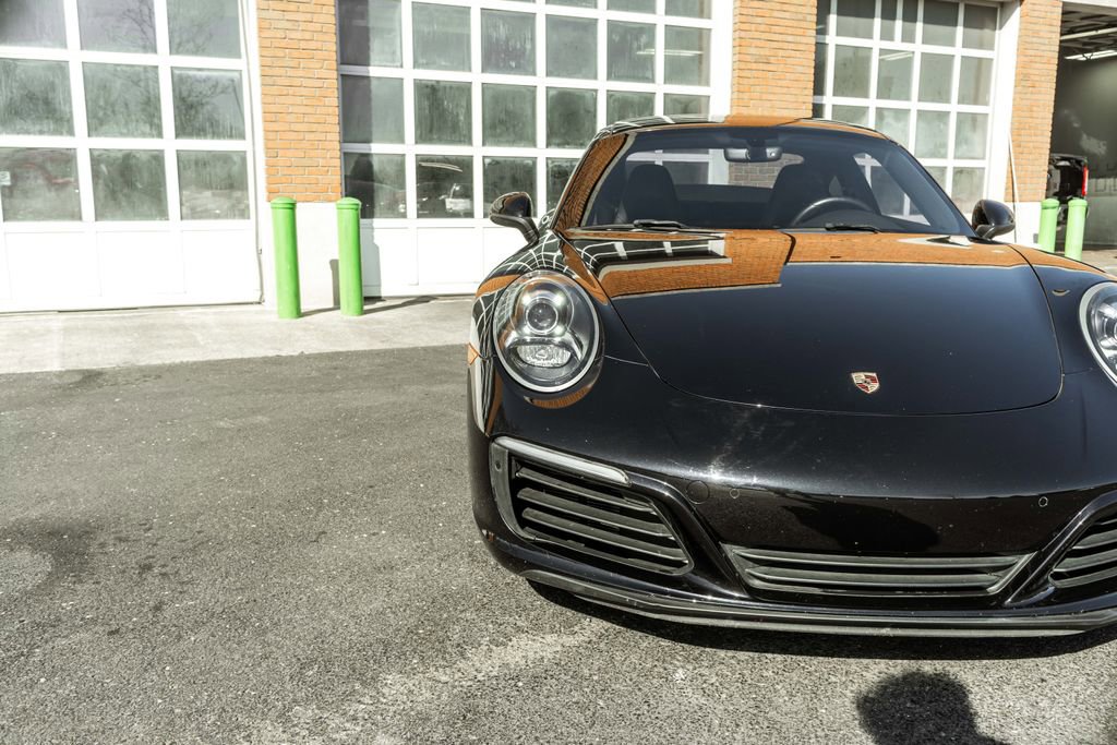 Used 2018 Porsche 911 Carrera image 36