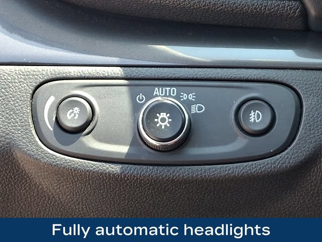 Used 2020 Buick Encore Sport Touring w/ Safety Package AWD/4WD image 9