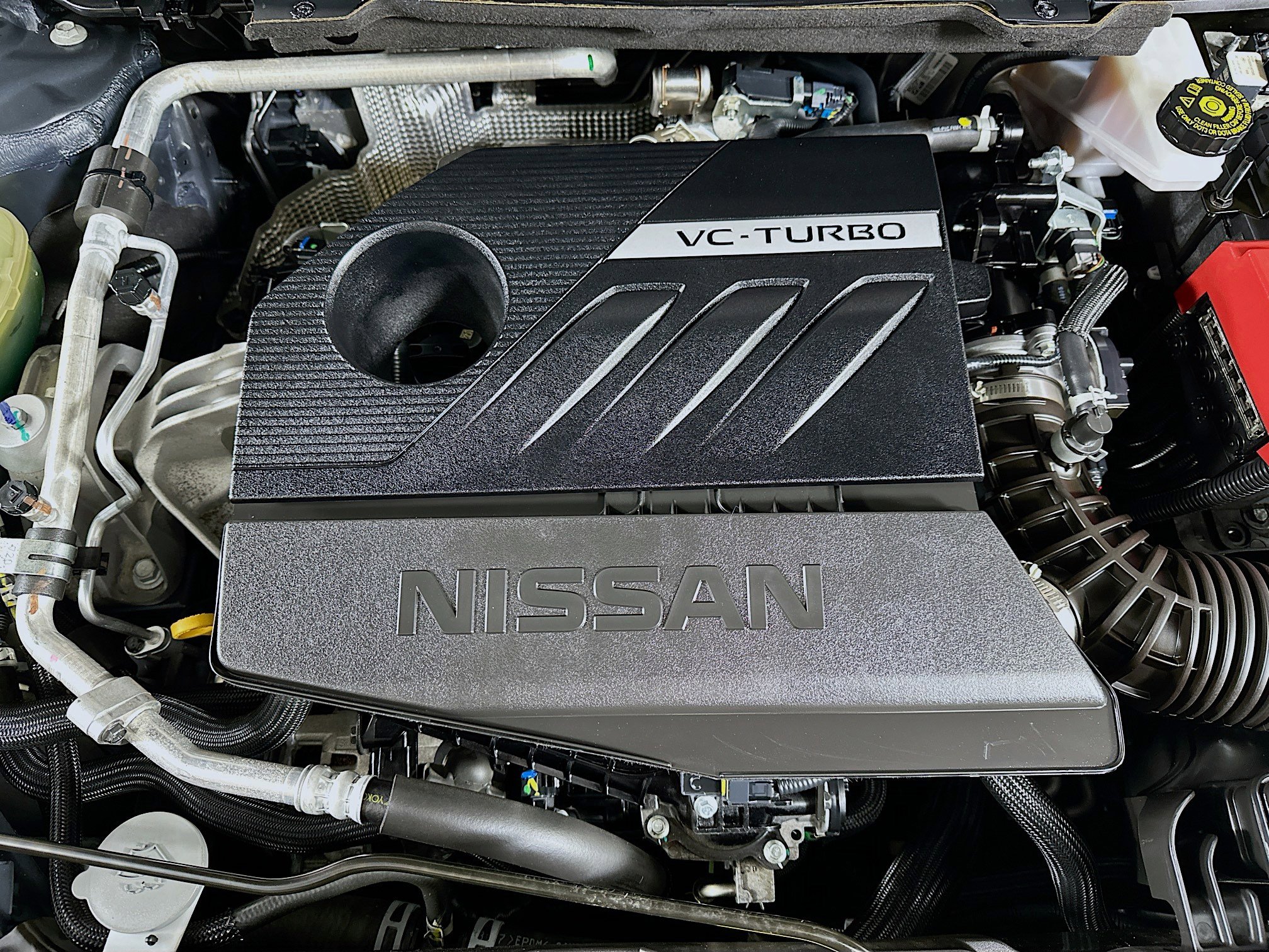 Used 2025 Nissan Rogue SV image 32