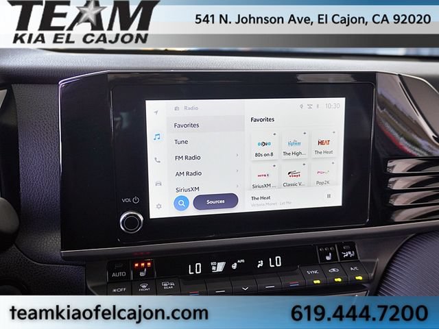 Used 2025 Toyota Camry SE w/ Convenience Package FWD image 24