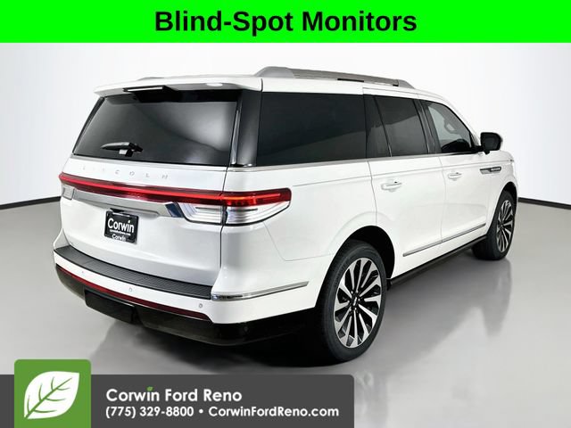 Used 2022 Lincoln Navigator Reserve AWD/4WD image 7