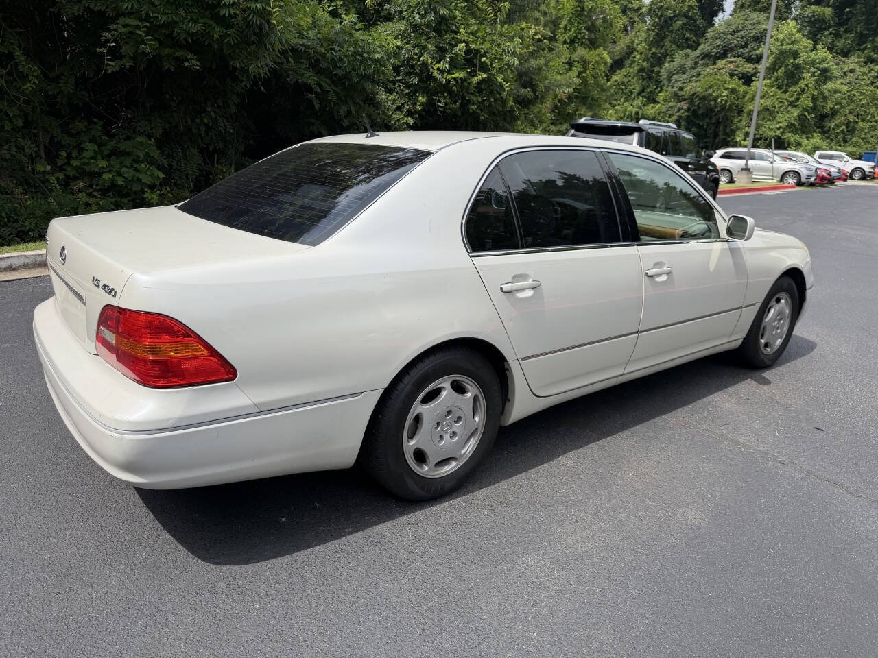 Used 2001 Lexus LS 430 RWD image 5