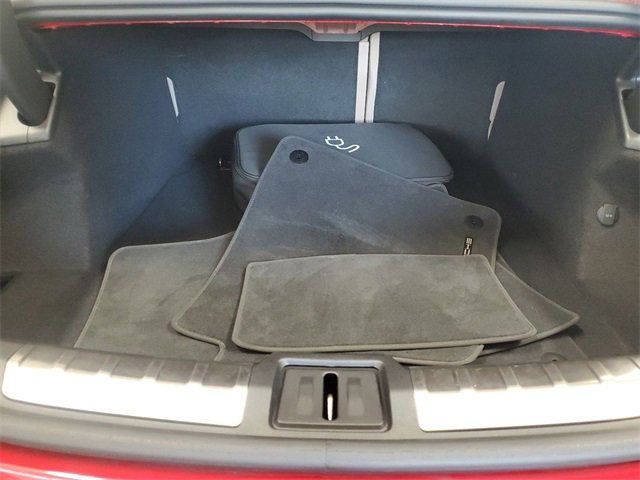 Used 2022 Porsche Taycan 4S image 32