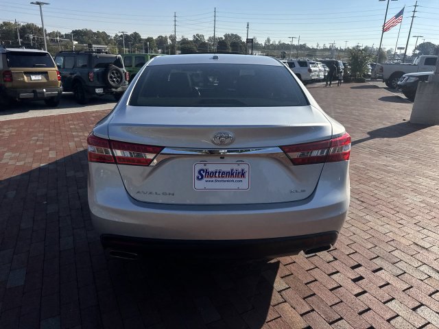 Used 2014 Toyota Avalon XLE Touring FWD image 35