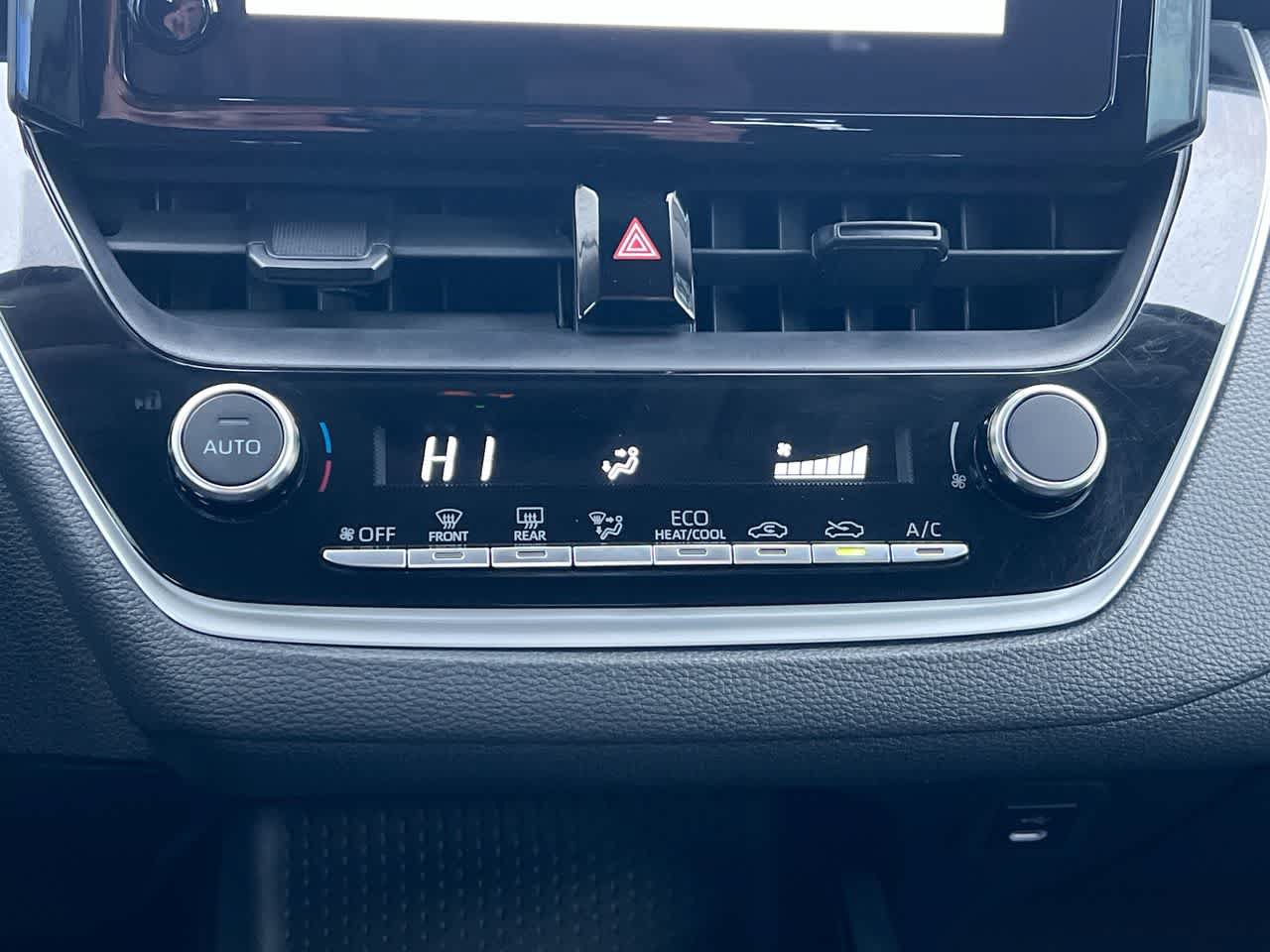 Used 2024 Toyota Corolla LE FWD image 19