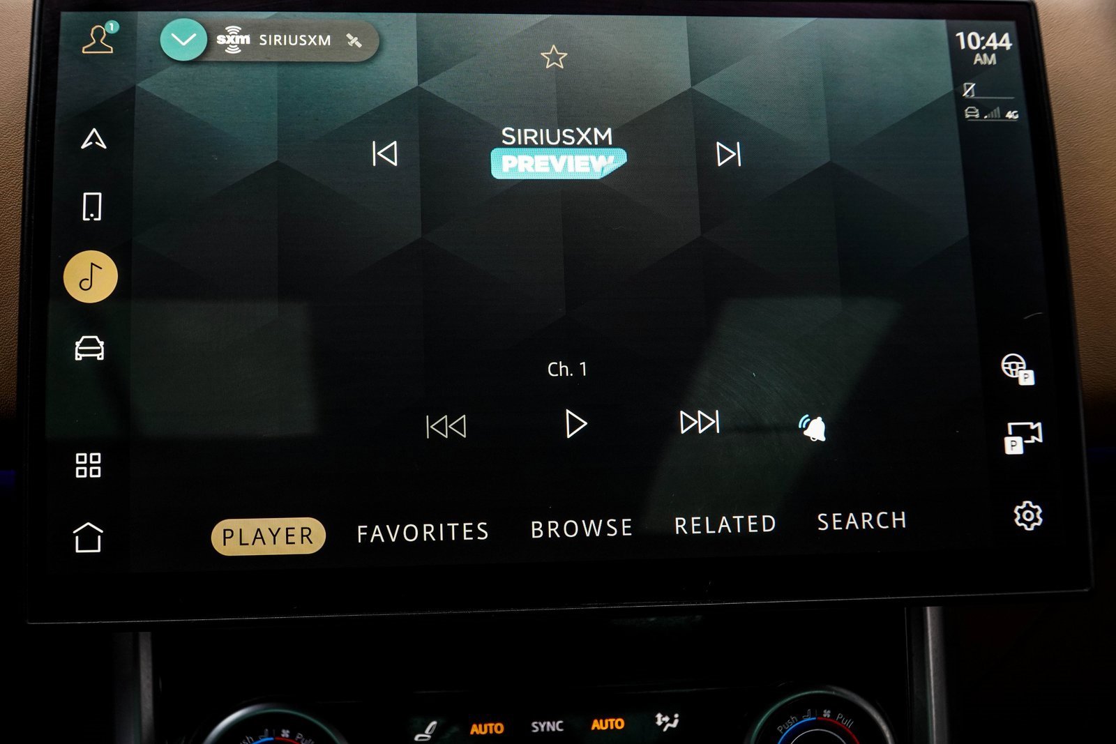 Used 2023 Land Rover Range Rover SE image 26