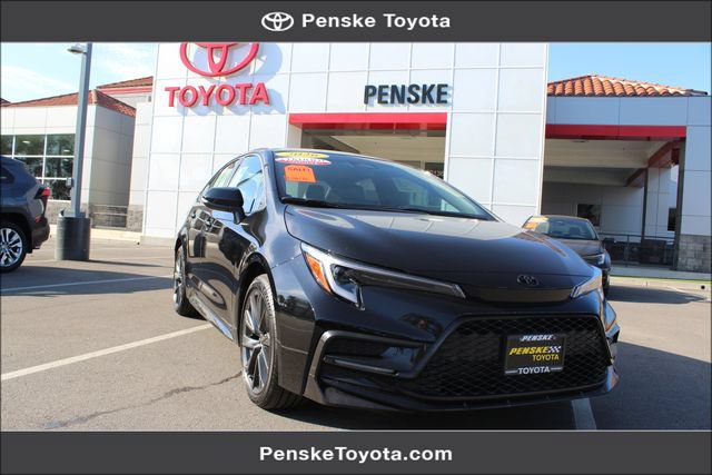 Certified 2026 Toyota Corolla SE FWD image 1