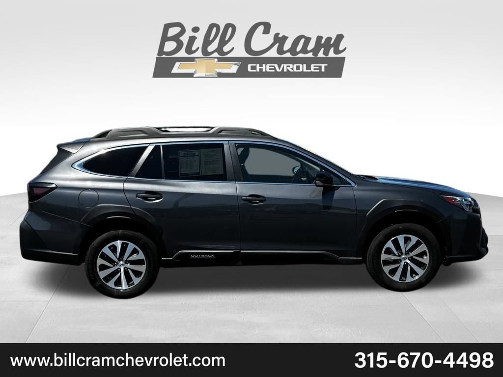 Used 2023 Subaru Outback Premium AWD/4WD image 32