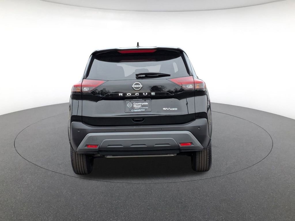 Used 2023 Nissan Rogue SV image 6