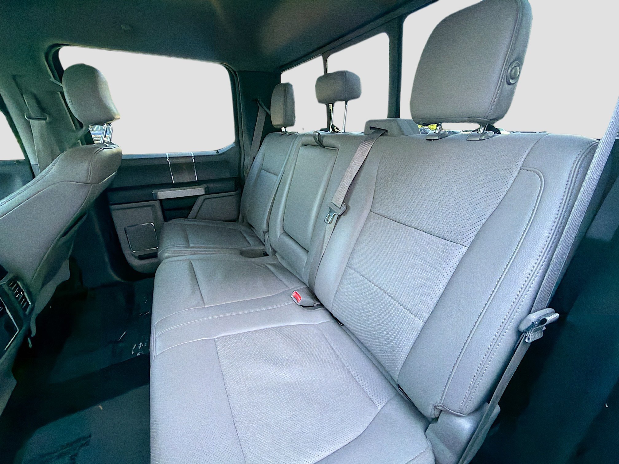 Used 2016 Ford F150 Lariat w/ Equipment Group 501A Mid RWD image 19