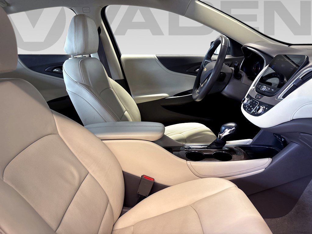 Used 2024 Chevrolet Malibu LT FWD image 12