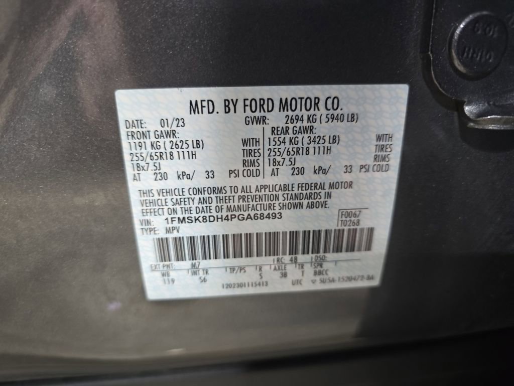 Used 2023 Ford Explorer XLT w/ Equipment Group 202A image 38