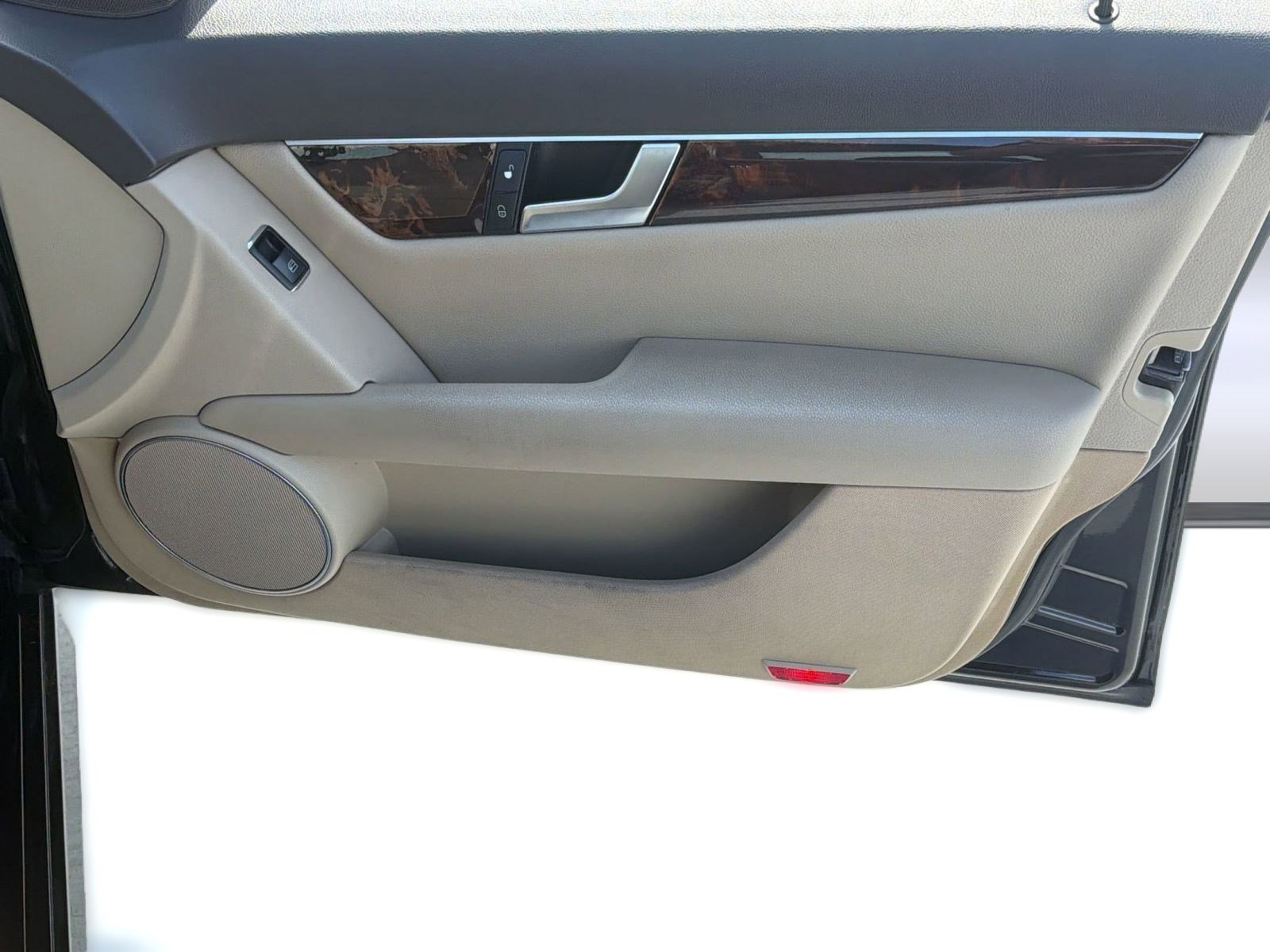 Used 2012 Mercedes-Benz C 250 Sedan image 20