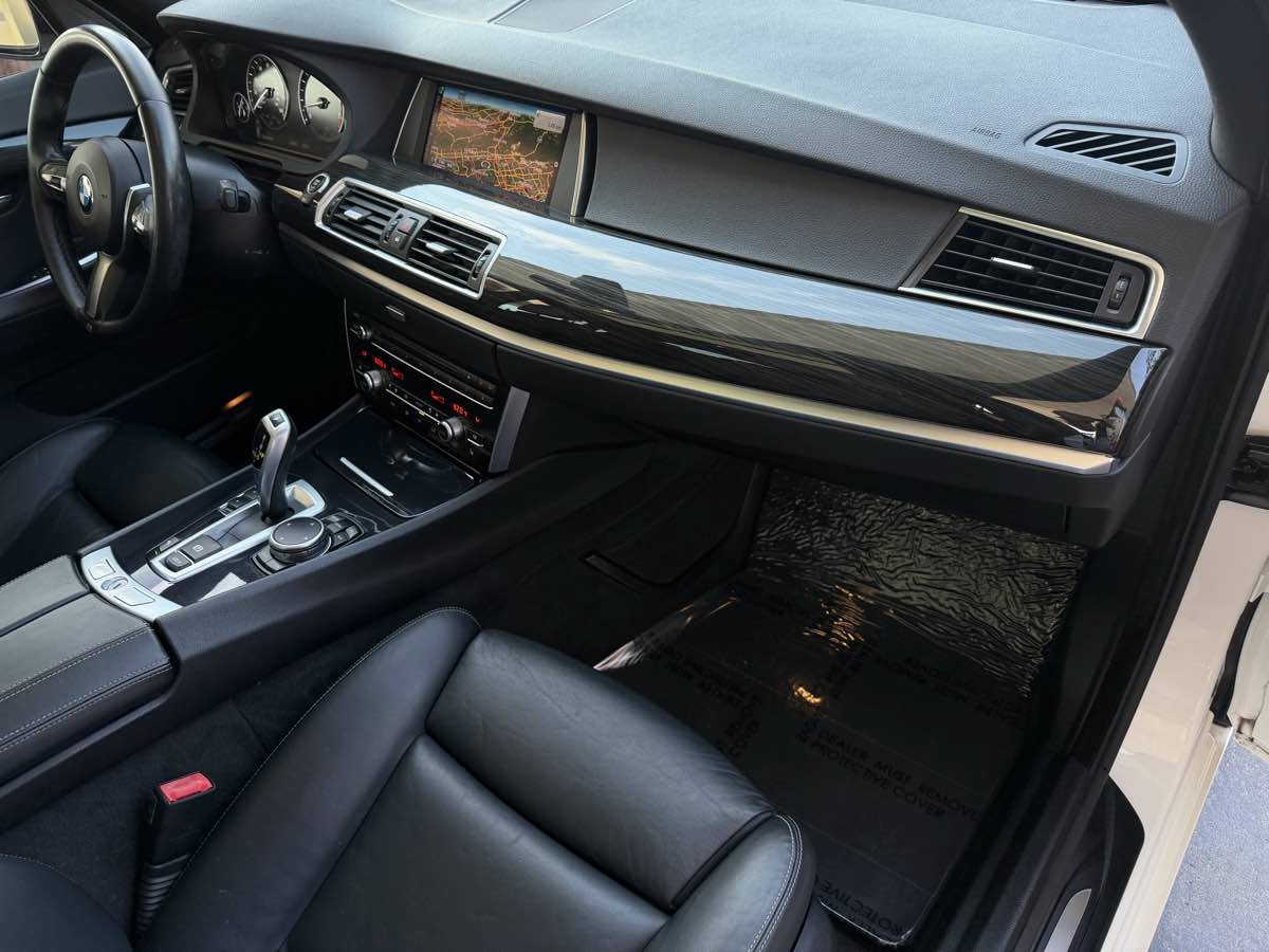 Used 2015 BMW 535i Gran Turismo RWD image 24