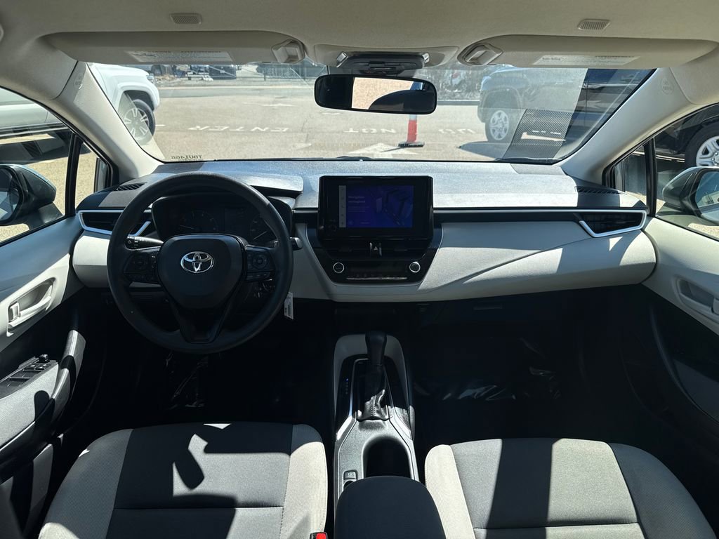 Used 2025 Toyota Corolla LE image 10