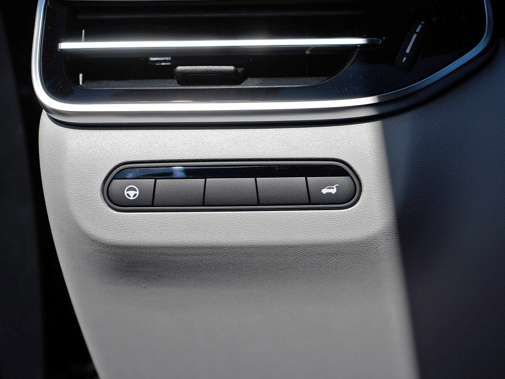 New 2026 INFINITI QX60 Luxe w/ Cargo Package image 22