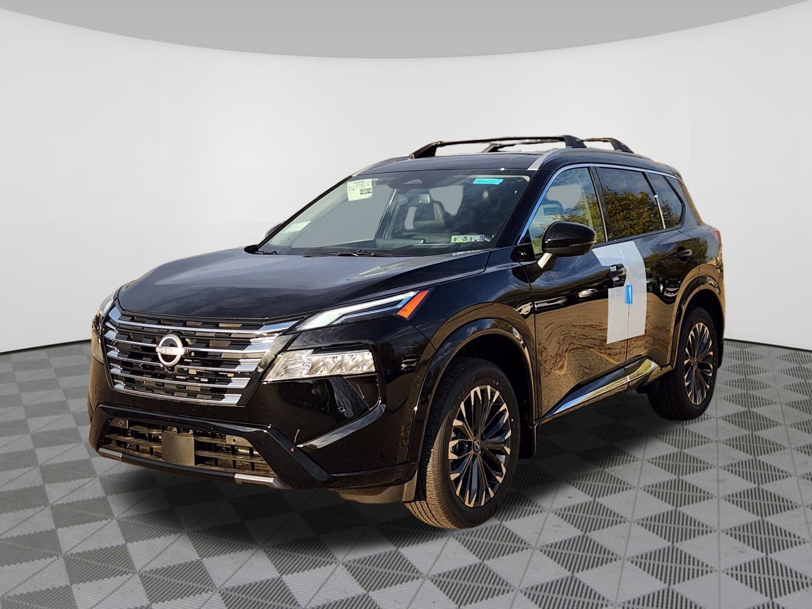 New 2026 Nissan Rogue Platinum w/ Platinum Premium Package image 2