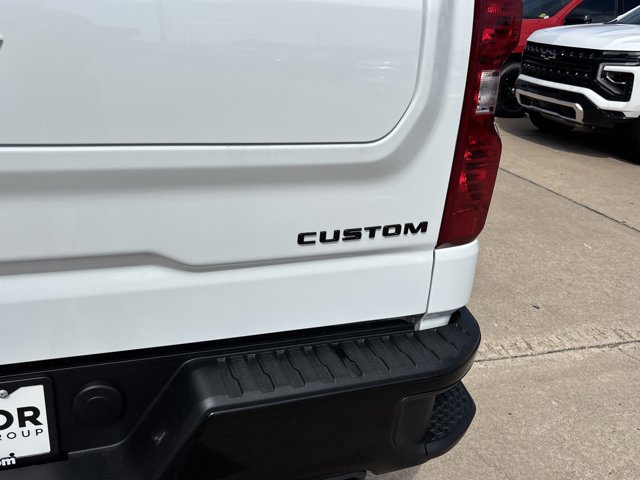 New 2025 Chevrolet Silverado 1500 Custom Trail Boss w/ Dark Appearance Package image 5