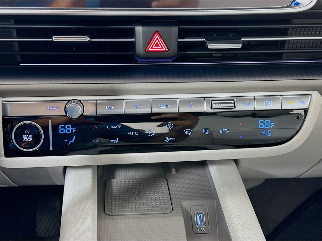 New 2025 Hyundai Ioniq 6 SEL image 14