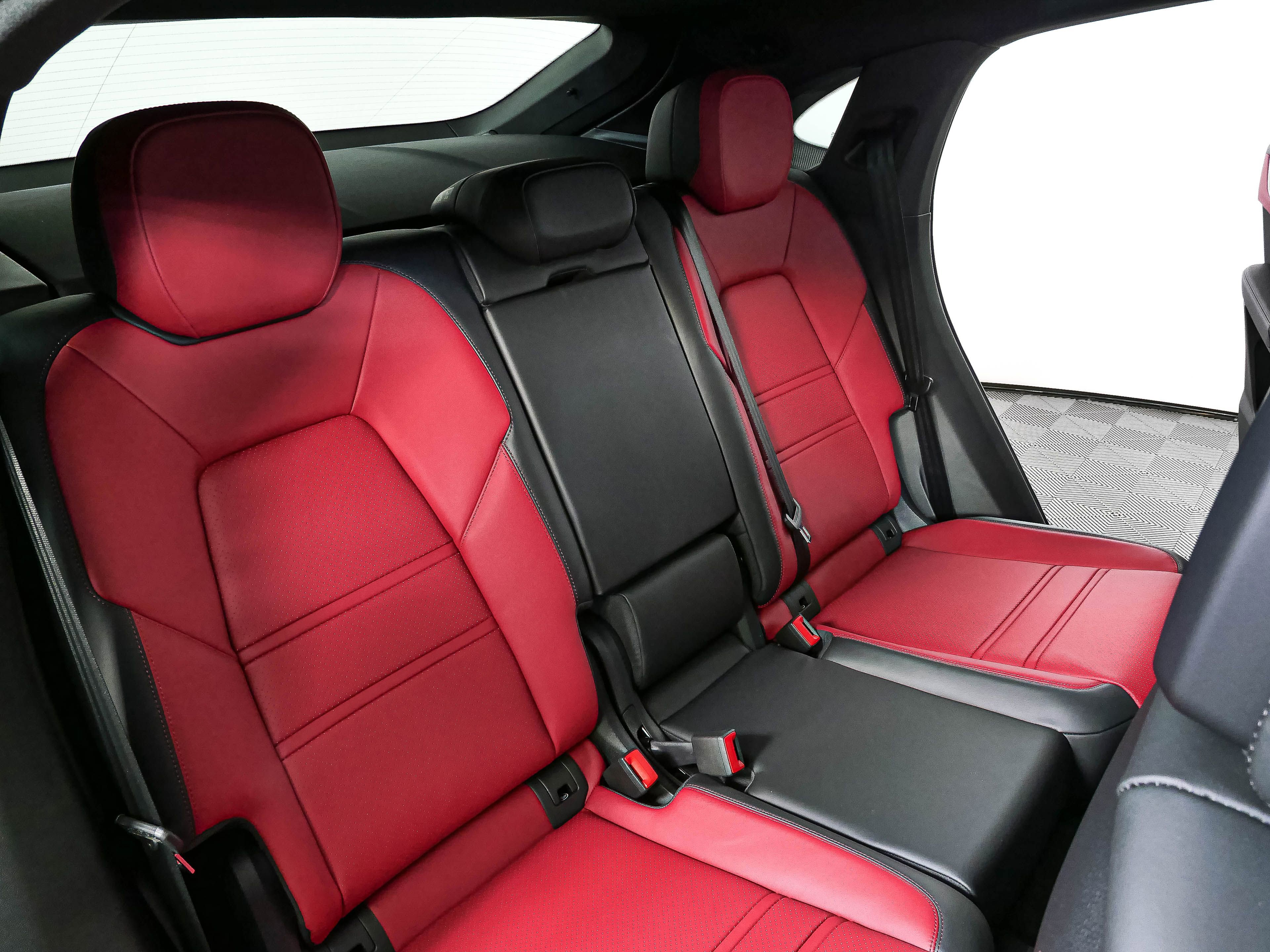 New 2026 Porsche Cayenne Coupe AWD/4WD image 23