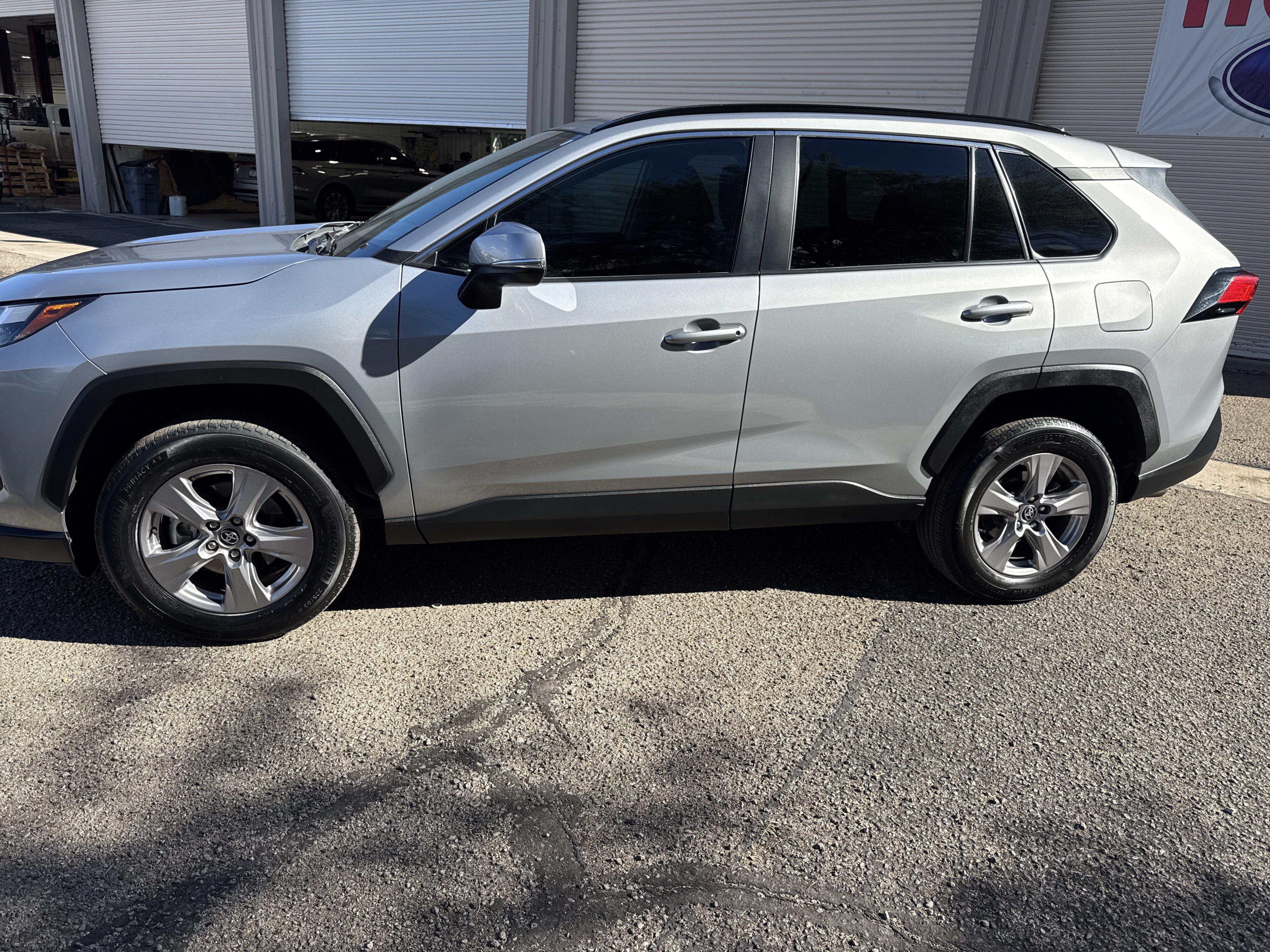 Used 2025 Toyota RAV4 XLE FWD image 4