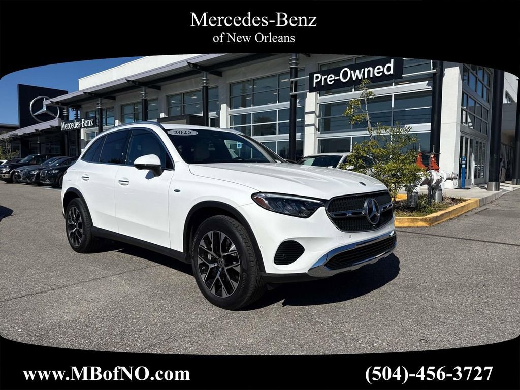 Used 2025 Mercedes-Benz GLC 350e 4MATIC image 1