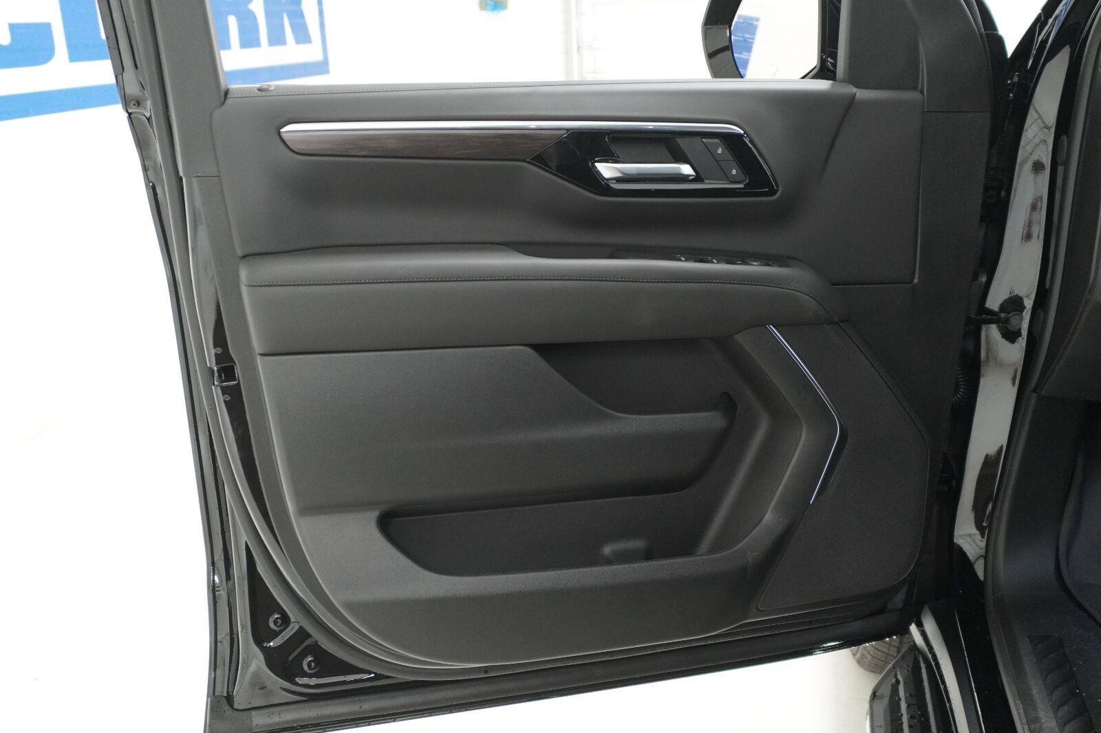 New 2026 Chevrolet Tahoe LS RWD image 23