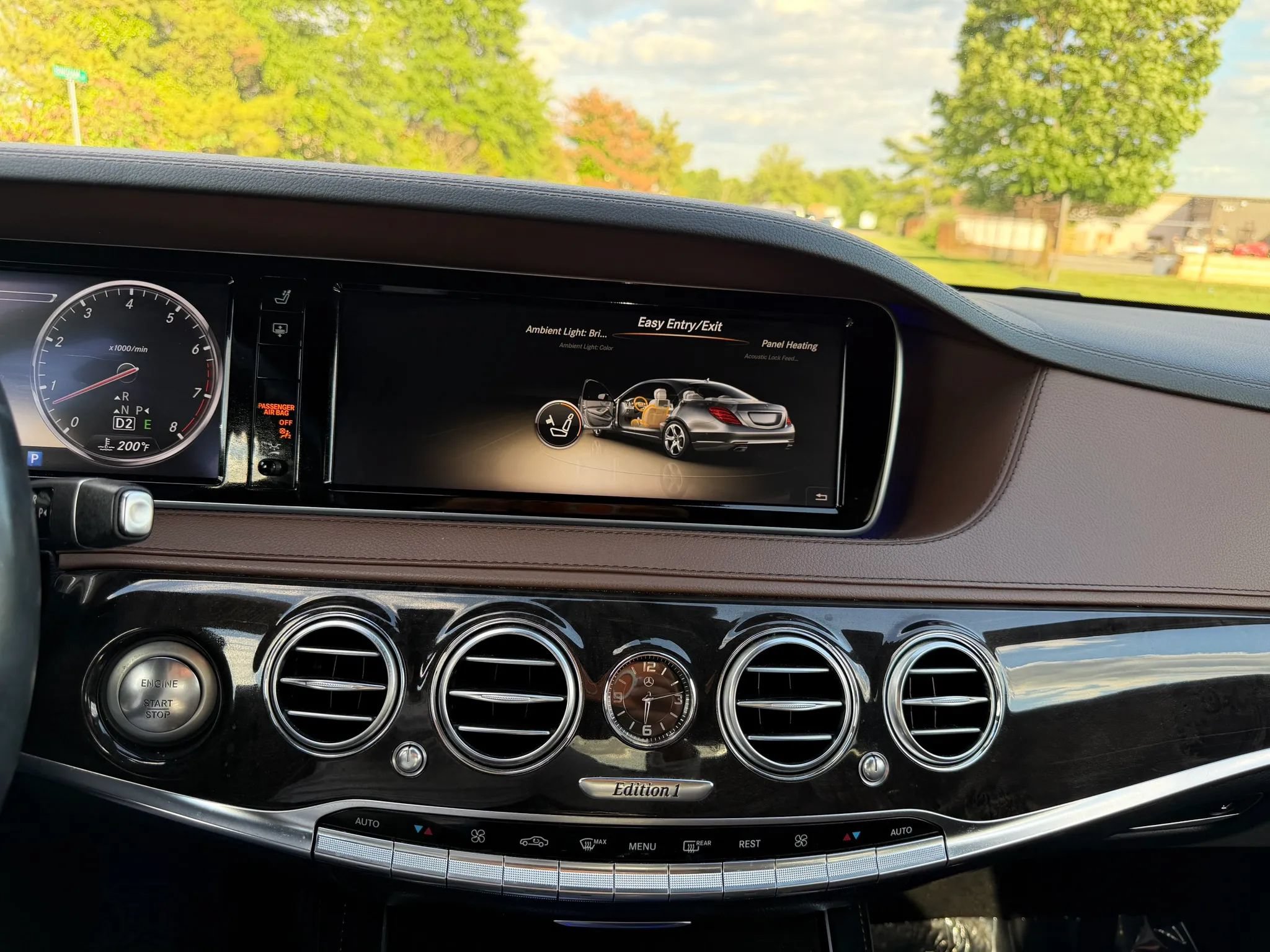 Used 2014 Mercedes-Benz S 550 Sedan w/ Edition 1 Package image 18