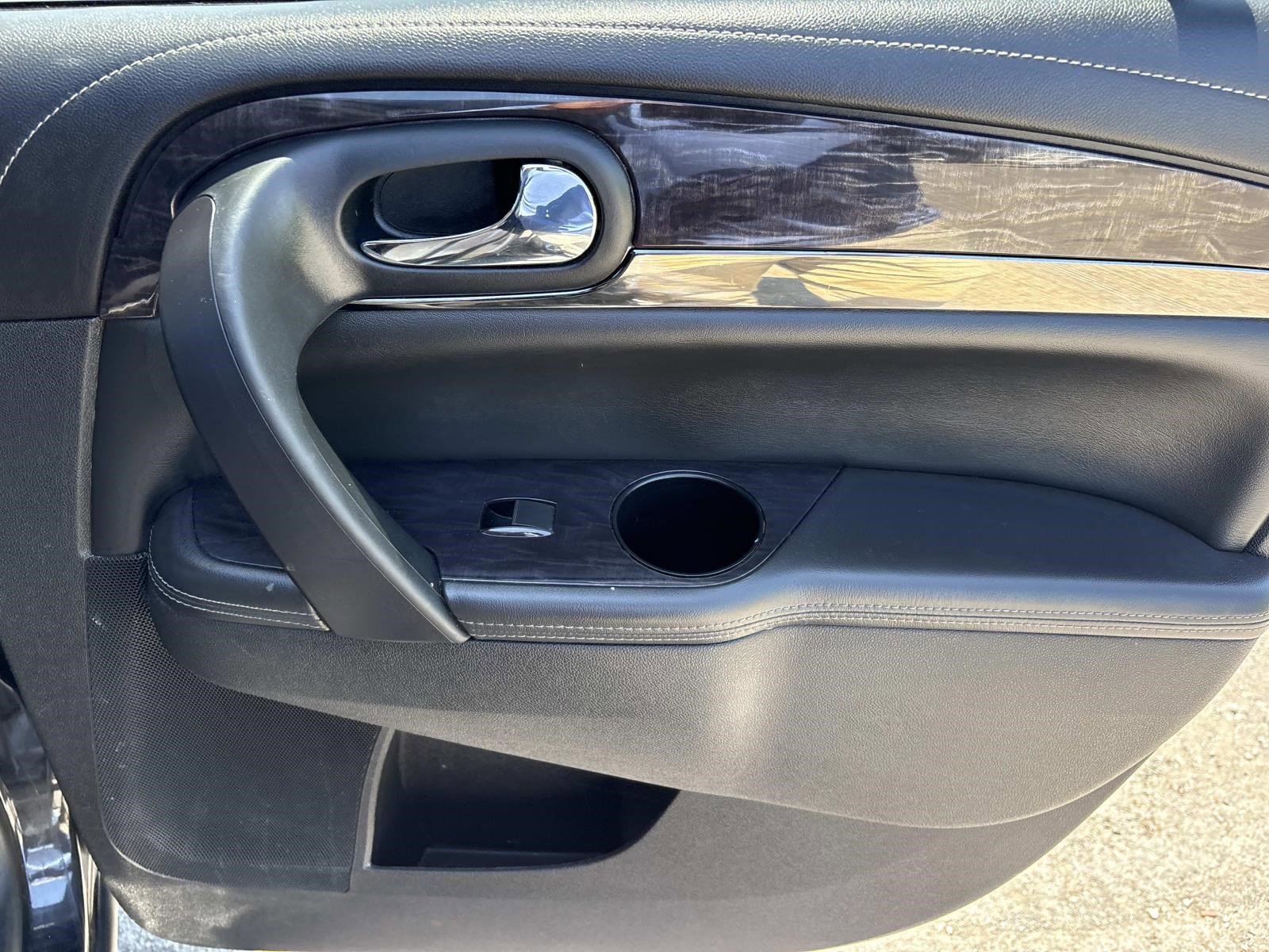 Used 2017 Buick Enclave Leather image 19