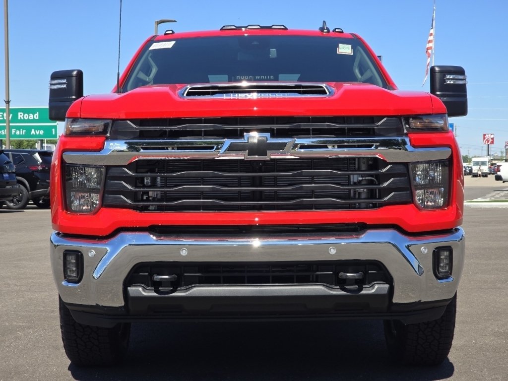 New 2026 Chevrolet Silverado 2500 LT w/ All Star Edition AWD/4WD image 8