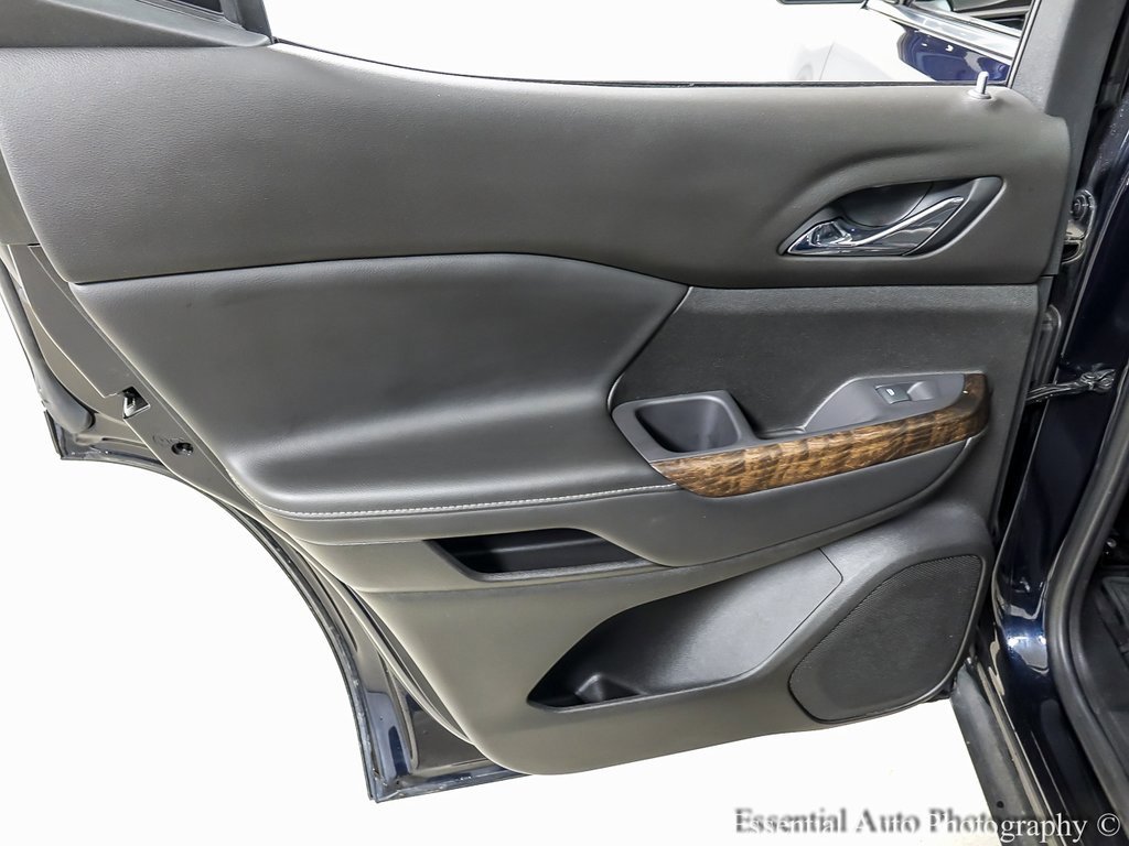 Used 2021 GMC Acadia Denali w/ Trailering Package image 22