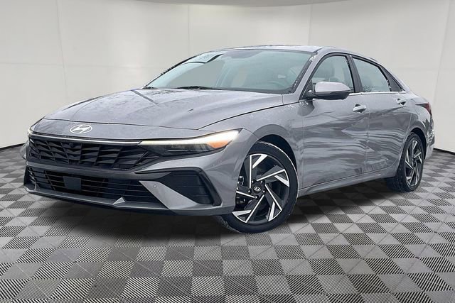 Certified 2024 Hyundai Elantra Limited image 3