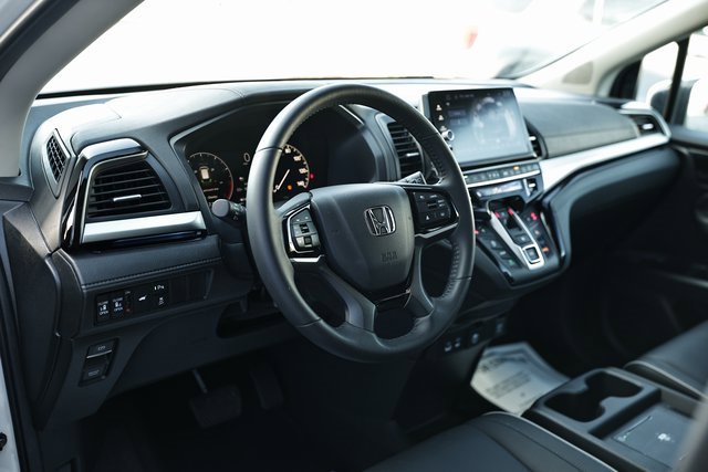 Certified 2025 Honda Odyssey Touring image 18
