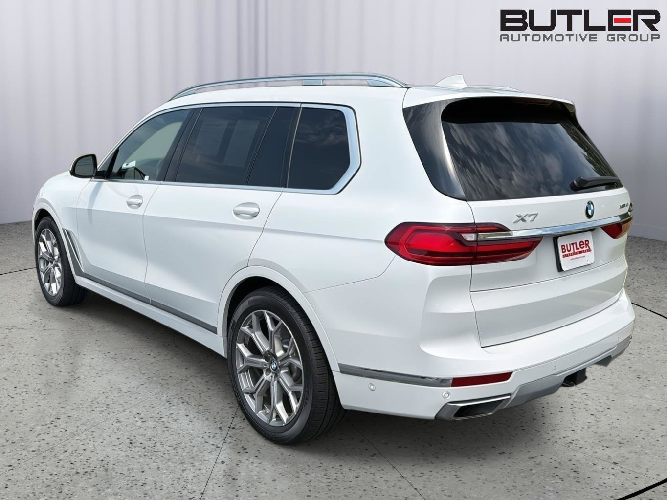 Used 2022 BMW X7 xDrive40i w/ Executive Package AWD/4WD image 4