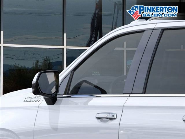 New 2026 Chevrolet Suburban High Country AWD/4WD image 12