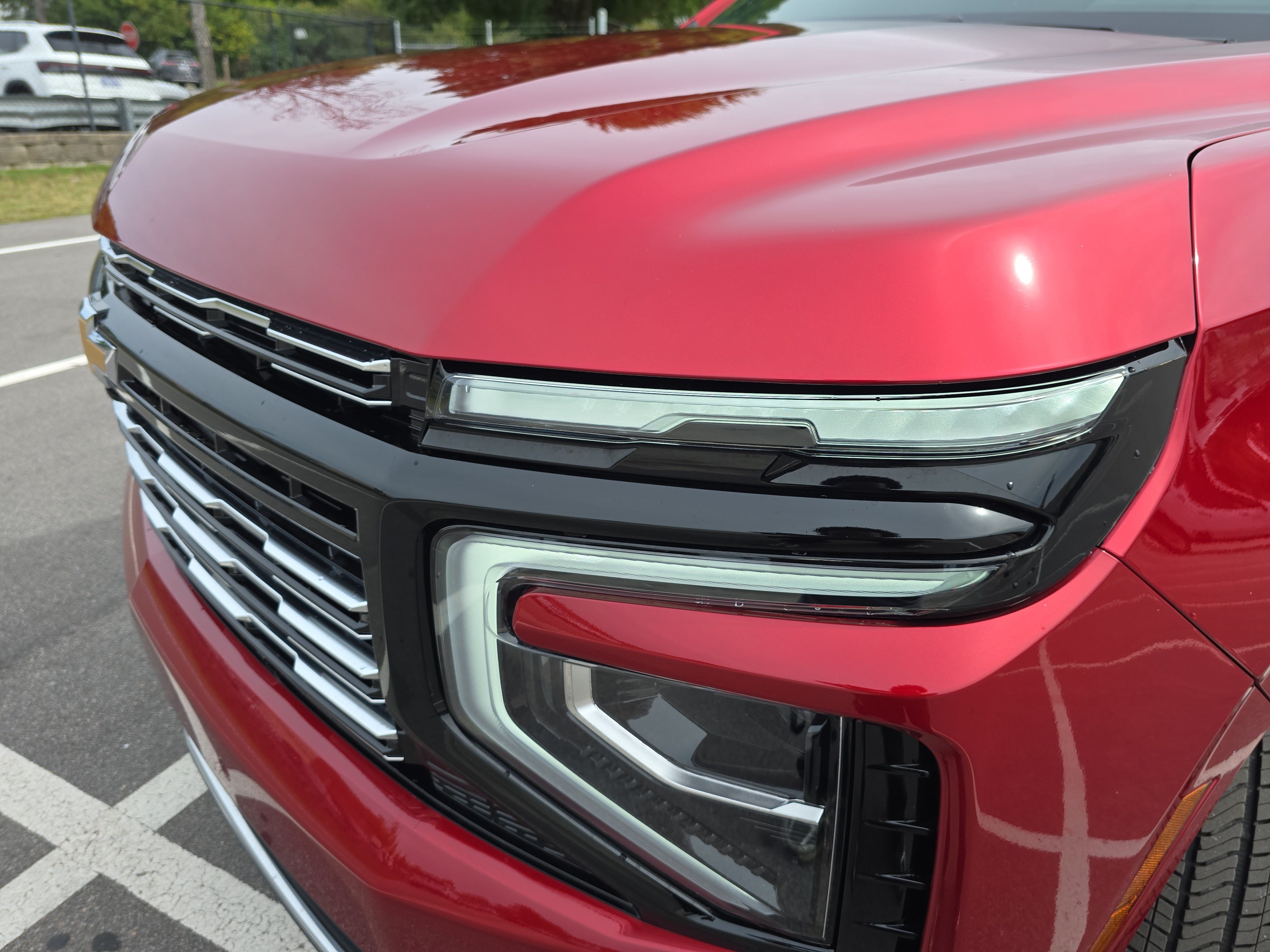Used 2025 Chevrolet Tahoe High Country AWD/4WD image 32