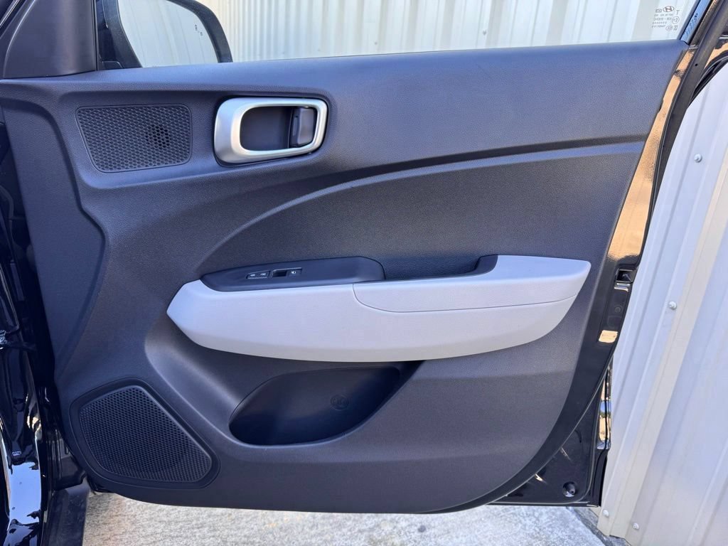 New 2026 Hyundai Venue SEL FWD image 19