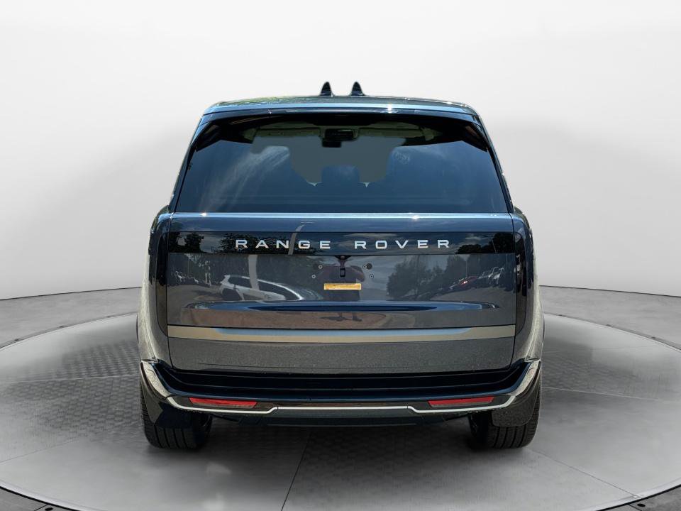 New 2026 Land Rover Range Rover Long Wheelbase SE AWD/4WD image 6
