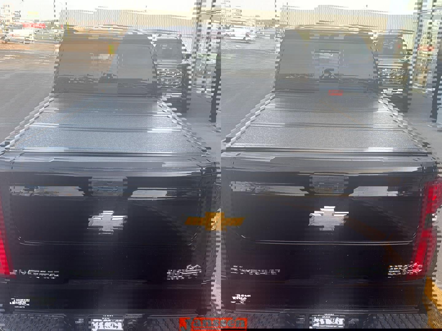 Used 2021 Chevrolet Silverado 1500 High Country w/ Safety Package II image 4