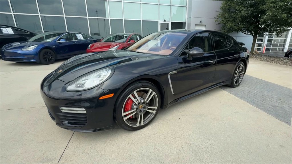 Used 2015 Porsche Panamera Turbo image 4