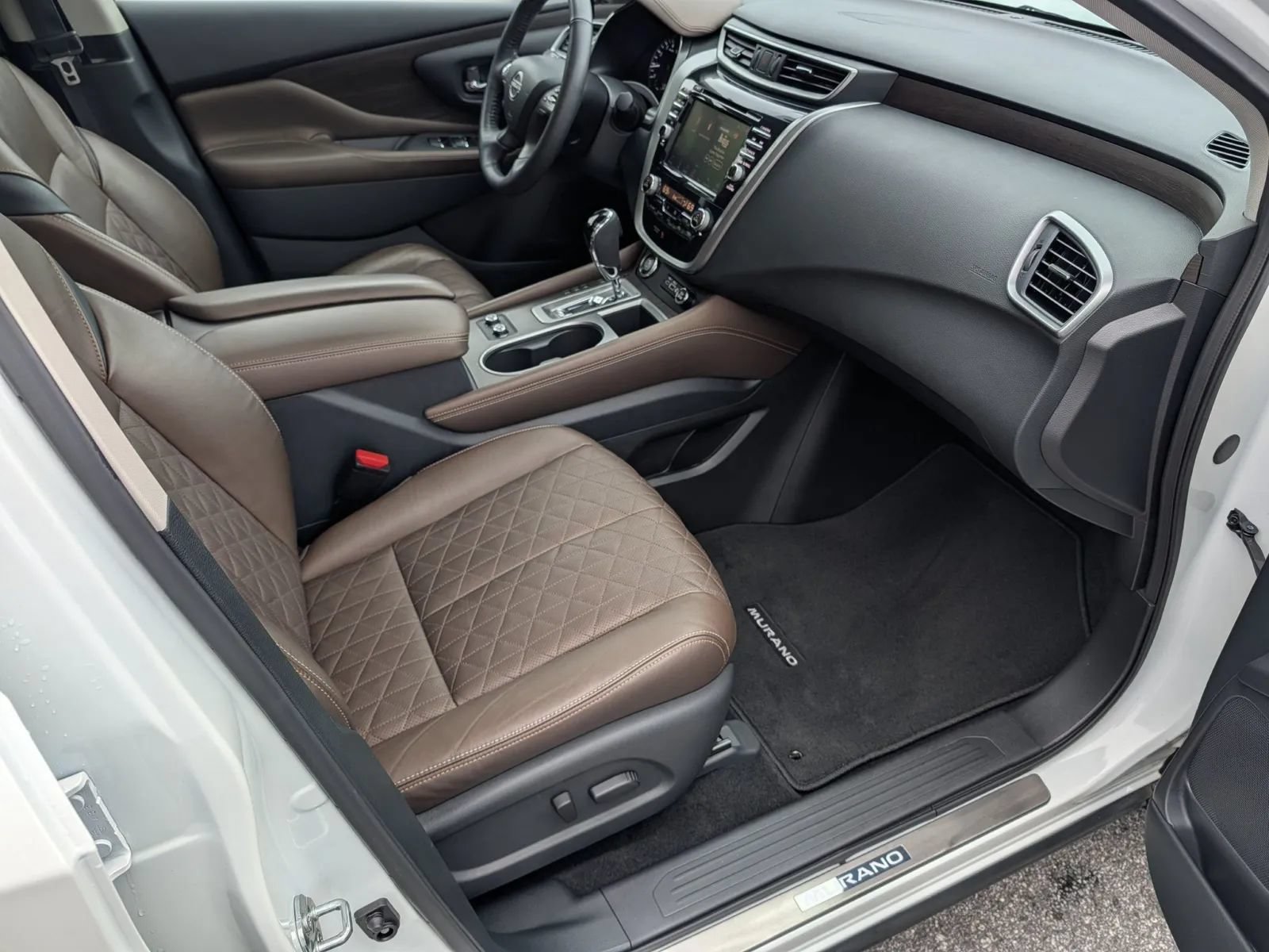 Used 2024 Nissan Murano Platinum w/ Cargo Package FWD image 12