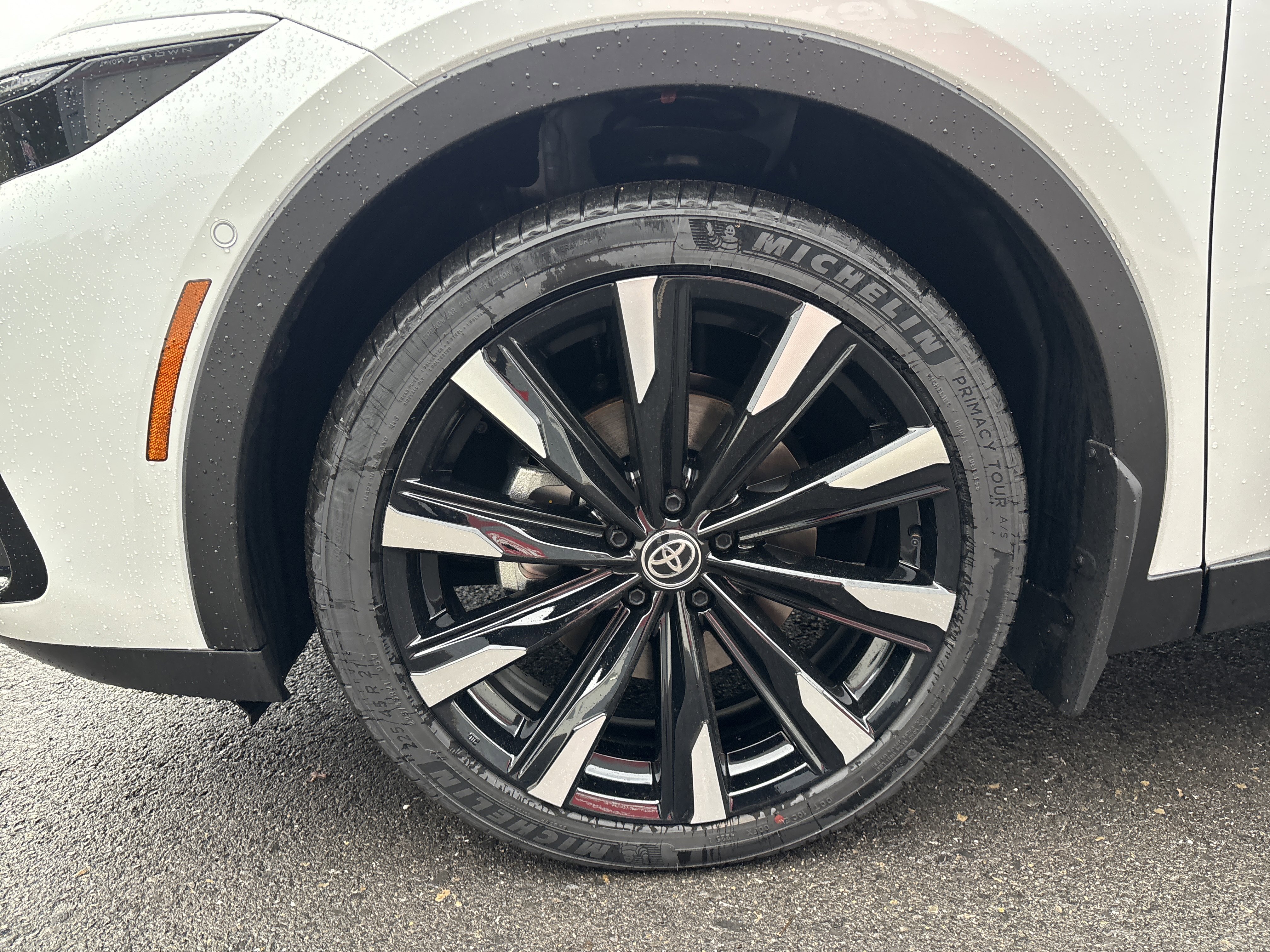 New 2026 Toyota Crown Platinum image 11