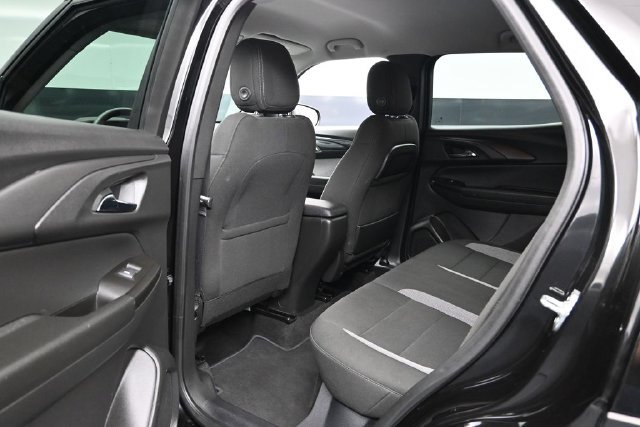 Used 2025 Chevrolet TrailBlazer LT FWD image 19