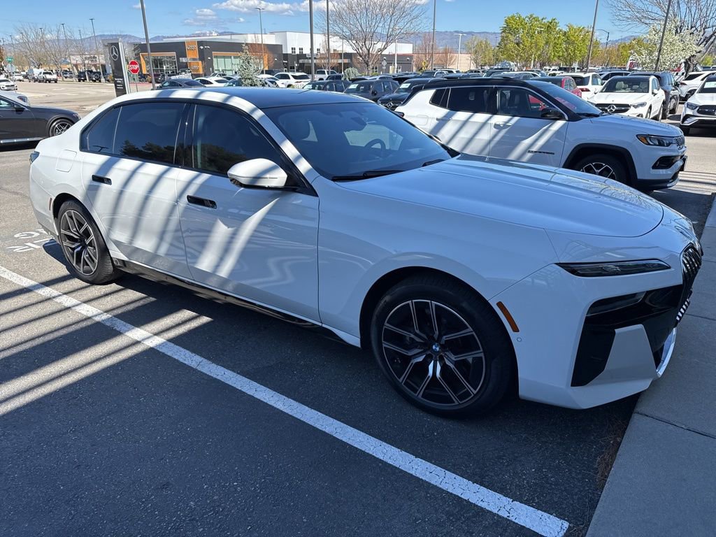 Used 2024 BMW 760i xDrive w/ Executive Package image 6